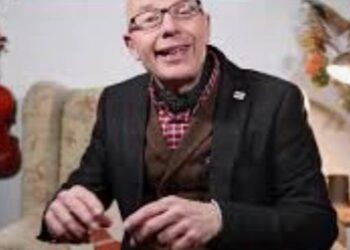 Clive and Richard Vobes  An Impromptu Chat