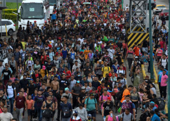 No Paychecks for Lawmakers Until Border Crisis Is Solved