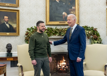 TRADING WITH THE ENEMY – Seymour Hersh