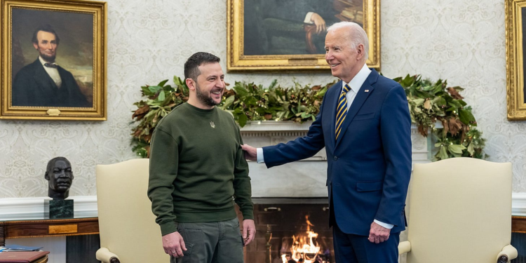 TRADING WITH THE ENEMY – Seymour Hersh