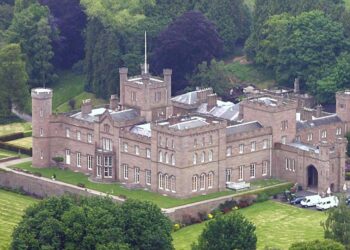 Ann Gloag and Human Traffic