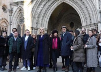 Beware the Cult of Cadwalladr