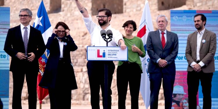 Chilean President Plans to Nationalize Lithium Industry