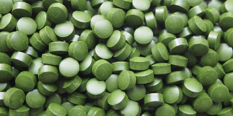 David🥑Wolfe Chlorella TabletsCleanest Chlorella in the World12. oz BagContains: ~1700 tabletshttps://shop.davidwolfe.co…