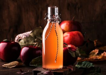 How to Use Apple Cider Vinegar to Treat Sinus Infections Naturally