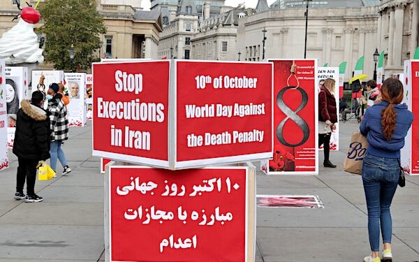 Iran Says It Executes Leader of Women Trafficking Network