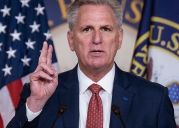 McCarthy to Meet With Biden on Debt Ceiling