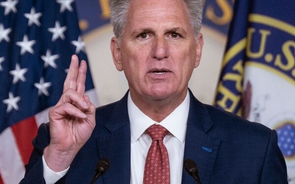 McCarthy to Meet With Biden on Debt Ceiling