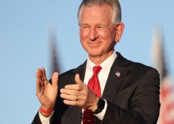 Sen. Tuberville Blasts Rapinoe’s Support for Trans Athletes