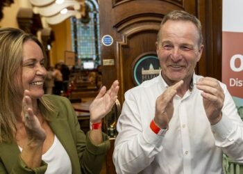 Sinn Fein Becomes Largest Party in Northern Ireland Local Elections