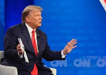 Trump Town Hall Destroys Fake News Silo