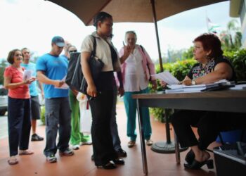 ‘Republican Wave in Florida Grows Stronger’