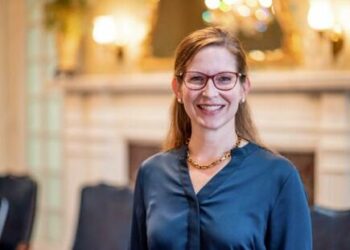 Software VP Fired For Using ‘Assigned By God’ As Preferred Pronoun Sues Employer