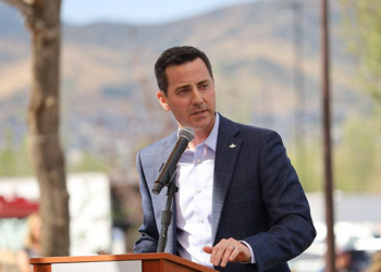 Utah Mayor Staggs Slams Romney for Blaming Trump for Own Indictment