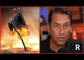 "This is nuclear suicide unfolding before our eyes" – Scott Ritter  with Clayton Morris