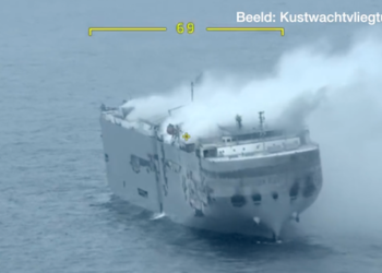500 EVs Among The 3000 Cars On Burning Ship Off Dutch Coast