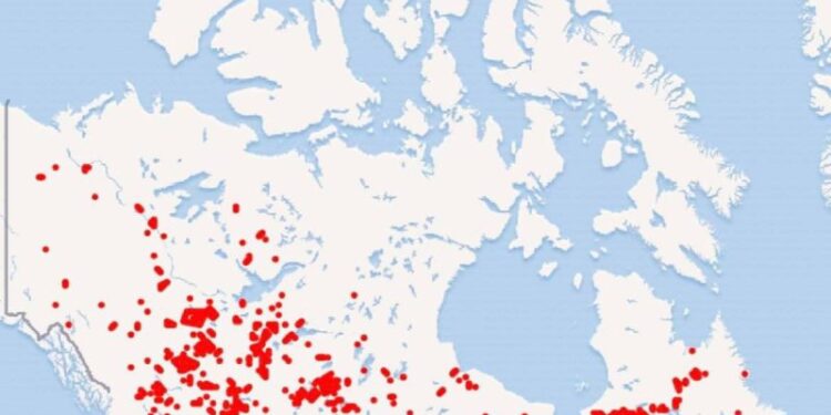 🇨🇦 Chinada is on fire and experiencing the most destructive wildlife season on record. There are currently eight hundr…