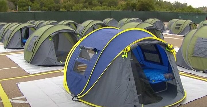 City of San Diego Opening ‘Safe Sleeping’ Site for the Homeless – A Sea of Tents in a Parking Lot | The Gateway Pundit | by Mike LaChance