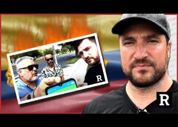 Colombian media attack journalist for EXPOSING corruption