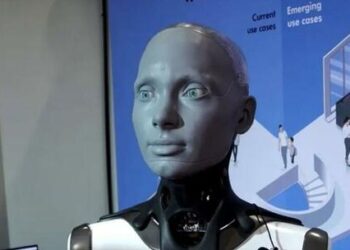 Humanoid Robots Say They Will Not Replace Jobs Or Stage Rebellion