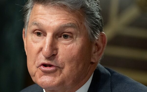 Manchin Outlines Pressure Campaign Against Major Presidential Candidates