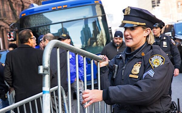 NYC Businesses Fed-Up With Migrant Influx