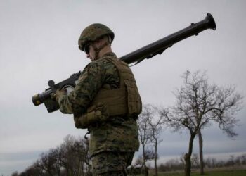 Raytheon Calls In Retirees To Help Produce Stinger Missiles