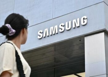 Samsung Fights Back Against Beijing’s Tech Theft, Sues Chinese Firm BOE Over Patent Infringement