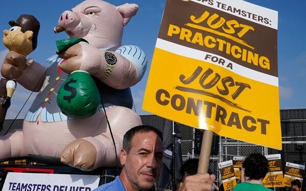 Senate Dems Pledge No Interference if Teamsters Strike UPS