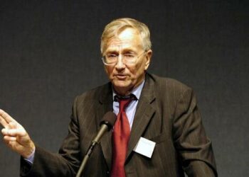 US Was Behind Both Crimean Bridge Attacks: Seymour Hersh