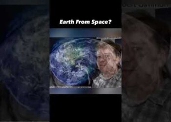 'Holy cow' Photos Of Earth Explained 🎥🌎 by JUSTIN HARVEY   Houston we have a problem 👨‍🚀 #Viral