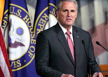 McCarthy Warns Gov’t Shutdown Could Halt Biden Probe
