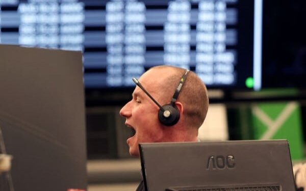 More US Banks Downgraded on Liquidity Fears