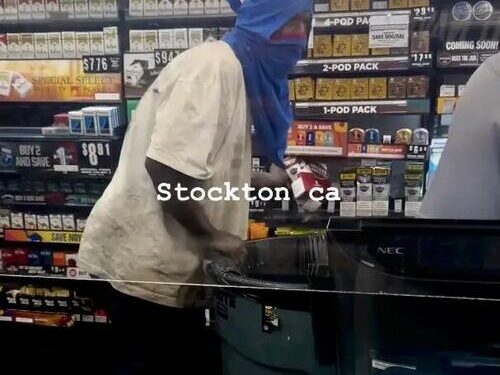 Retailers Strike Back! 7-Eleven Workers Beat Brazen Mega-Shoplifter With A Stick