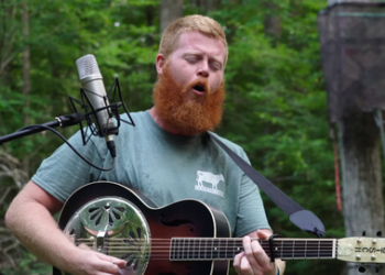 “Rich Men North Of Richmond” Tops iTunes As Voice Of Working-Class Goes Viral