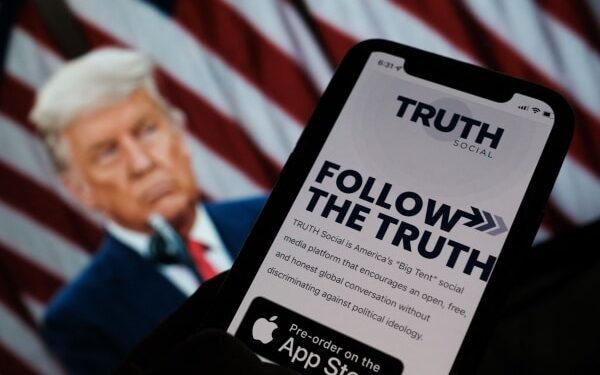 Trump Hits Back at Pence: ‘No Crowds, Enthusiasm, or Loyalty’