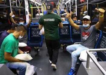 “We’re Going To Take Over”: Chicago Residents Threaten To “Deal With” Influx Of Disruptive Illegals