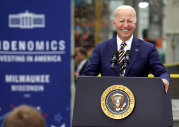 ‘Bidenomics’ Fail: Food Stamp Bonanza Sends Grocery Bills Soaring 15%, Study Finds