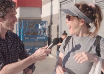 4D13N HR US VO F US  V5 1