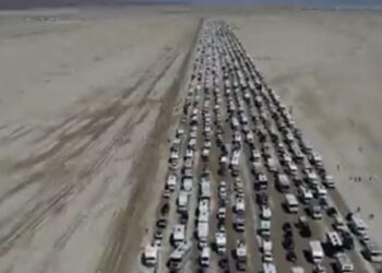BURNING MAN MAYHEM: ‘Burners’ Brawl During Exodus From Muddy Hellhole, Playa Completely Trashed, Attendees Complain of Chemical Burns on Their Feet | The Gateway Pundit