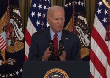 Biden Goes Off-Script Again: They Keep Telling Me… I Gotta Keep Wearing a Mask, But Don’t Tell Them I Didn’t Have It On When I Walked In (VIDEO) | The Gateway Pundit