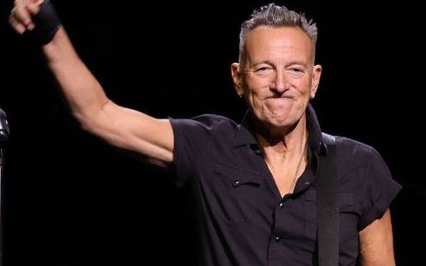 Bruce Springsteen Postpones All 2023 Tour Dates Until 2024 as He Recovers From Peptic Ulcer Disease