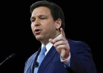 DeSantis Offers Illinois Cops $5,000 To ‘Make The Smart Move To Florida’