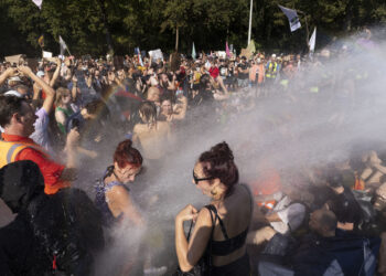 Dutch Police Clear Thousands of Climate Crazies from Highway with Water Cannons