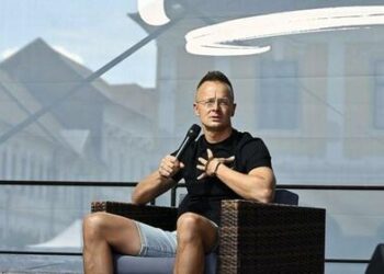 EU Labels Anyone Calling For Peace A “Kremlin Propagandist”, Hungarian Minister Exclaims