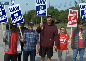 Fetterman Speaks Gibberish About Yachts as He Joins Auto Union Picket Line in Michigan (VIDEO) | The Gateway Pundit