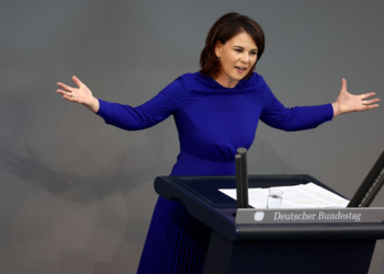 German FM Admits Some Of Berlin’s Weapons To Ukraine Are Outdated, “Not Really Functioning”