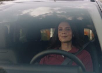 Le Kia Sportage. Disponible en versions essence, hybrid et hybride rechargeable.