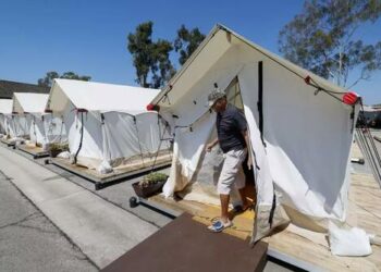 Los Angeles Spends $44,000 Per ‘Temporary’ Tent For Homeless Village