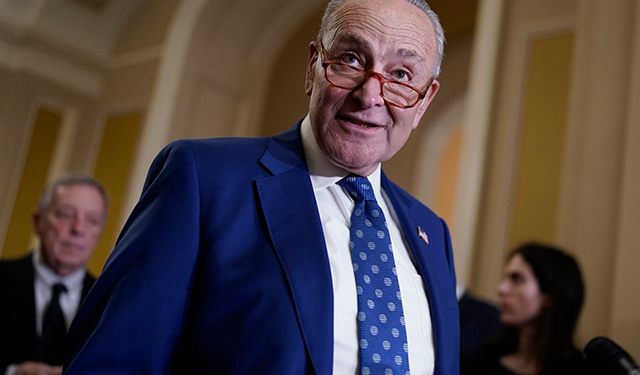 Manchin Breaks with Schumer, ‘Circulates Proposal’ to Restore Dress Code